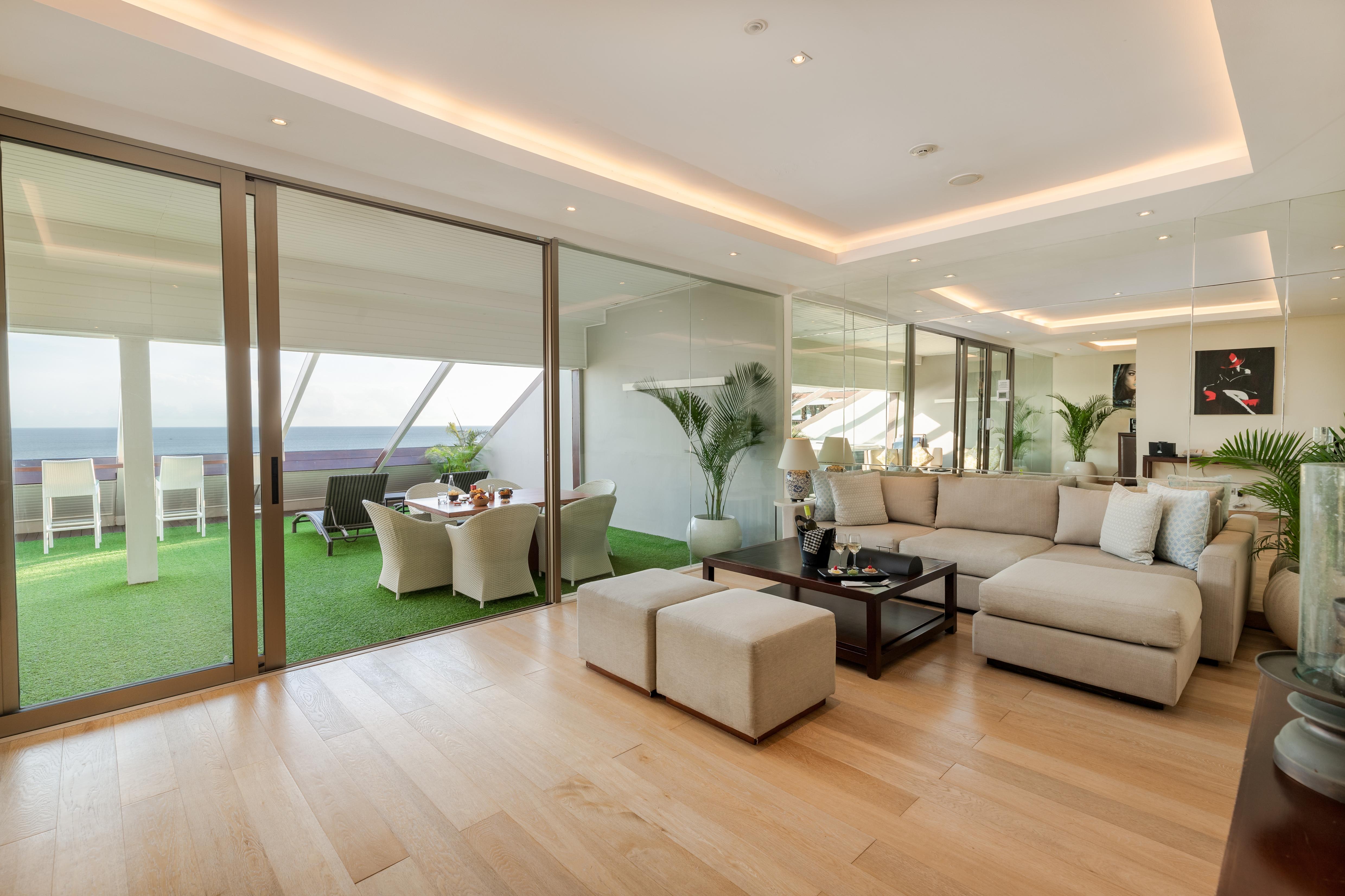 Double - Six, Luxury Hotel - Seminyak Exterior photo Interior of a penthouse apartment