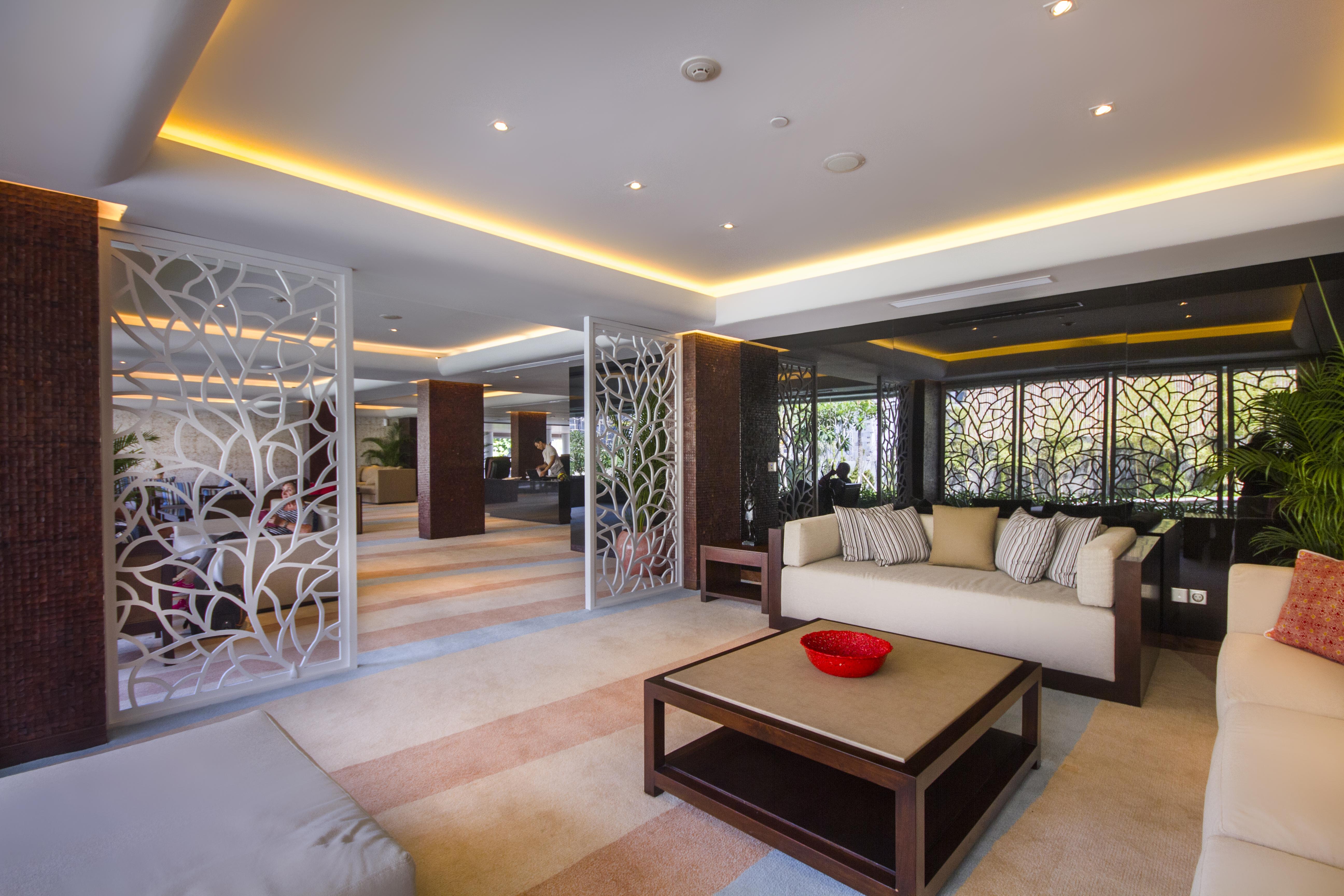 Double - Six, Luxury Hotel - Seminyak Exterior photo The lobby of the hotel