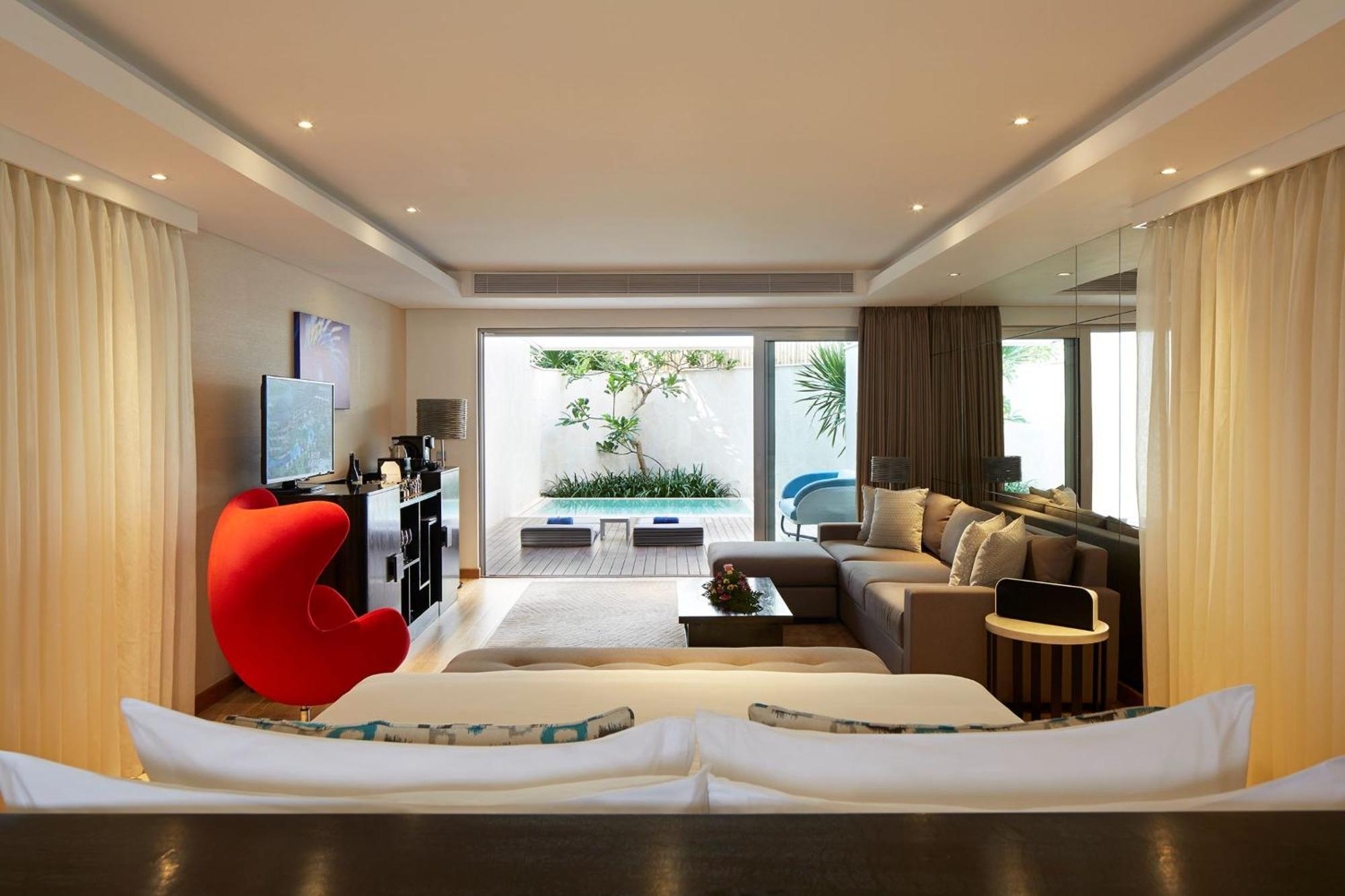 Double - Six, Luxury Hotel - Seminyak Exterior photo A living room in a private villa at the resort