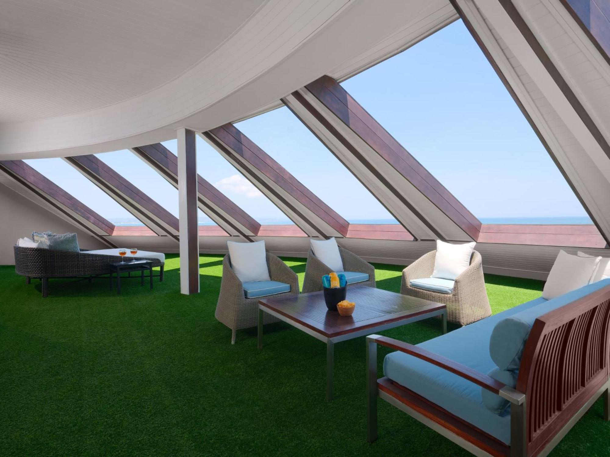 Double - Six, Luxury Hotel - Seminyak Exterior photo A 3D rendering of a rooftop garden