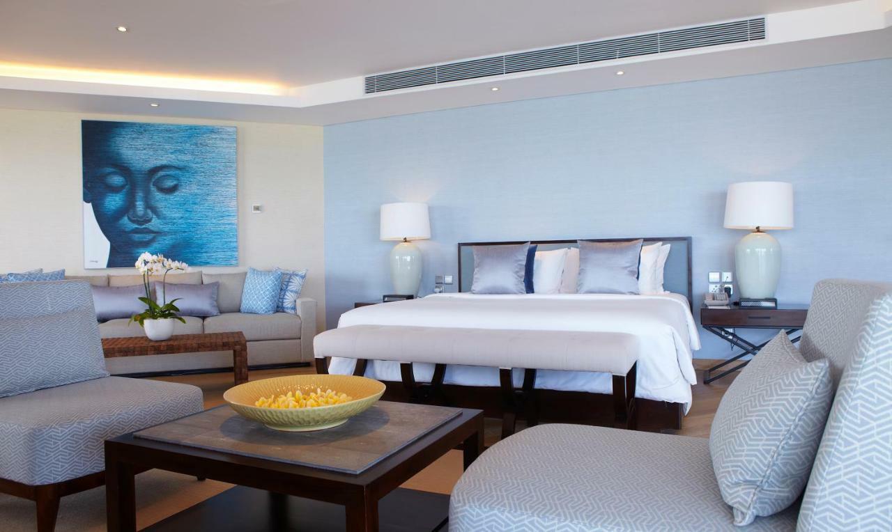 Double - Six, Luxury Hotel - Seminyak Exterior photo A bedroom at the Atlantis Paradise Island